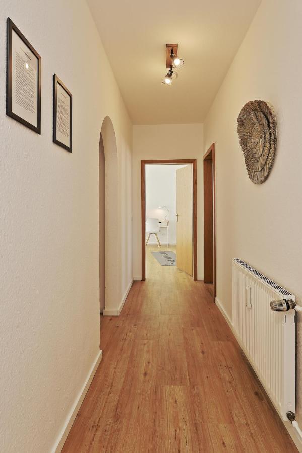 *City, Naehe Hbf, Kingsizebetten, Fitnessecke* Duisburg Exteriör bild