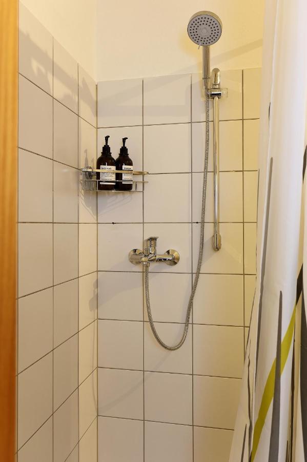*City, Naehe Hbf, Kingsizebetten, Fitnessecke* Duisburg Exteriör bild