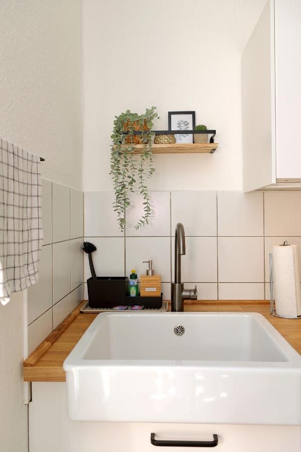 *City, Naehe Hbf, Kingsizebetten, Fitnessecke* Duisburg Exteriör bild